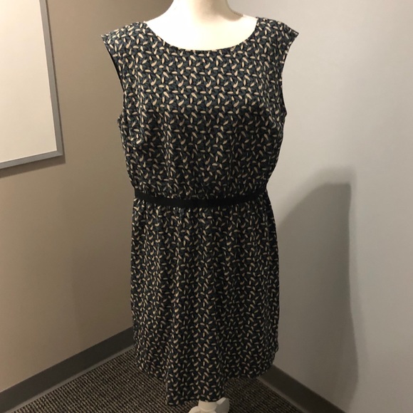 LOFT Dresses & Skirts - Loft patterned dress like new!